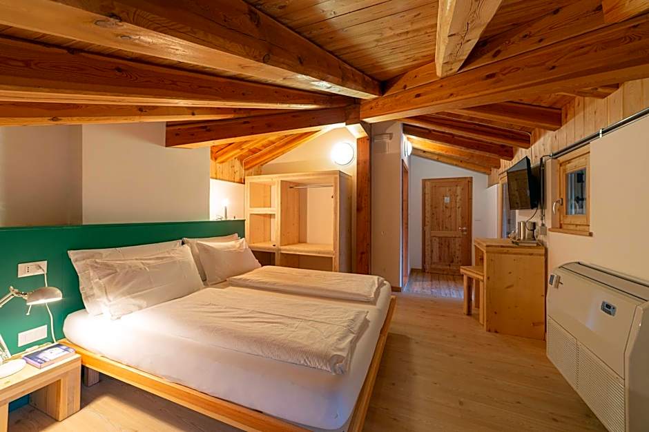 Photo 1 of 50 of Limarò B&B
