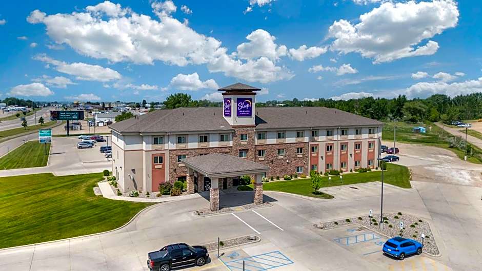 Sleep Inn & Suites Devils Lake