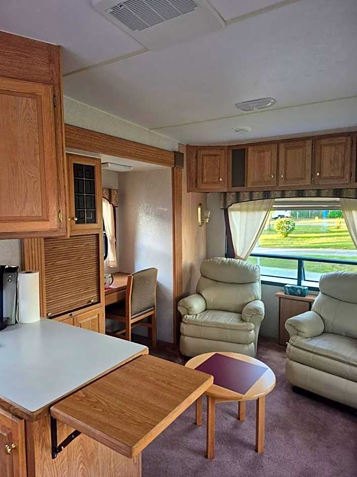 Orchard Queen Motel & Rv Park