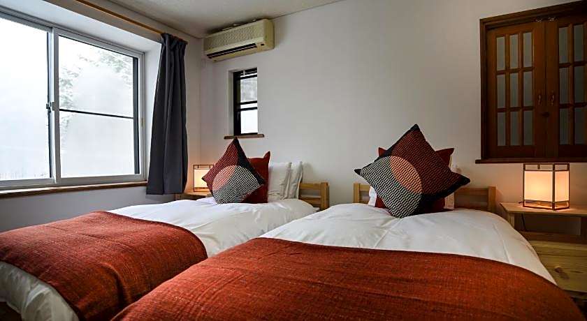 Sheltered Inn Hakuba