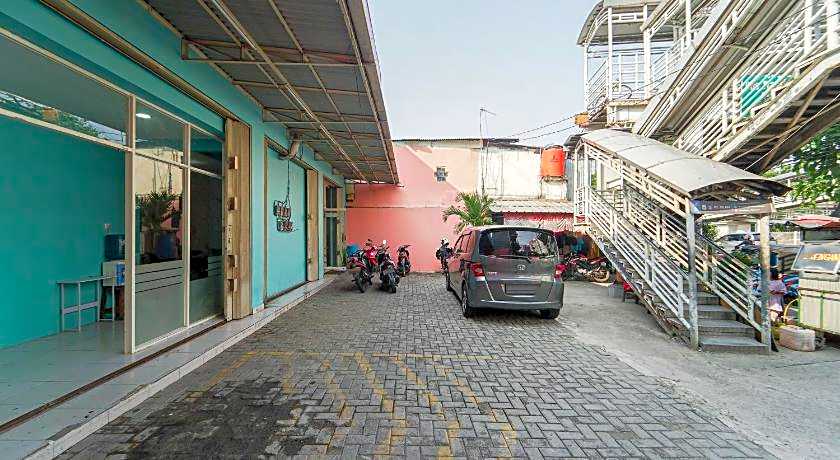 RedDoorz near Universitas YARSI – Jakarta, 