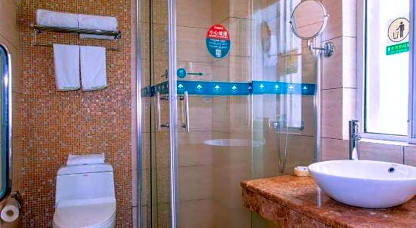 GreenTree Inn Huzhou South Street Chaoyin Bridge Business Hotel