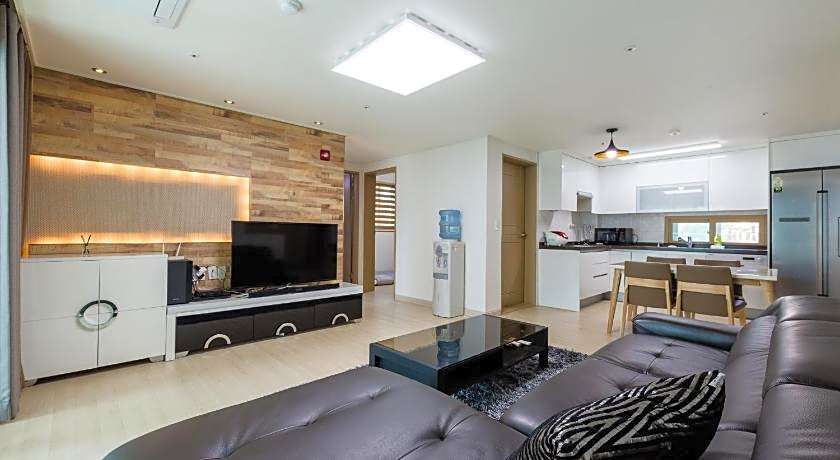 JS Residence Hotel Okpo