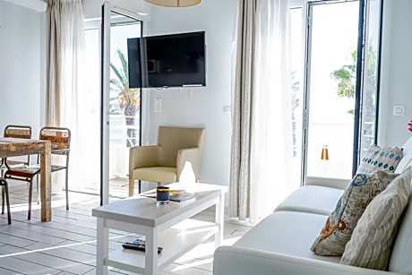 One-Bedroom Apartment with Balcony and Sea View