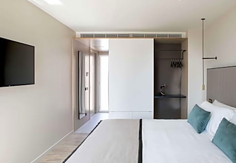 Superior Family Room