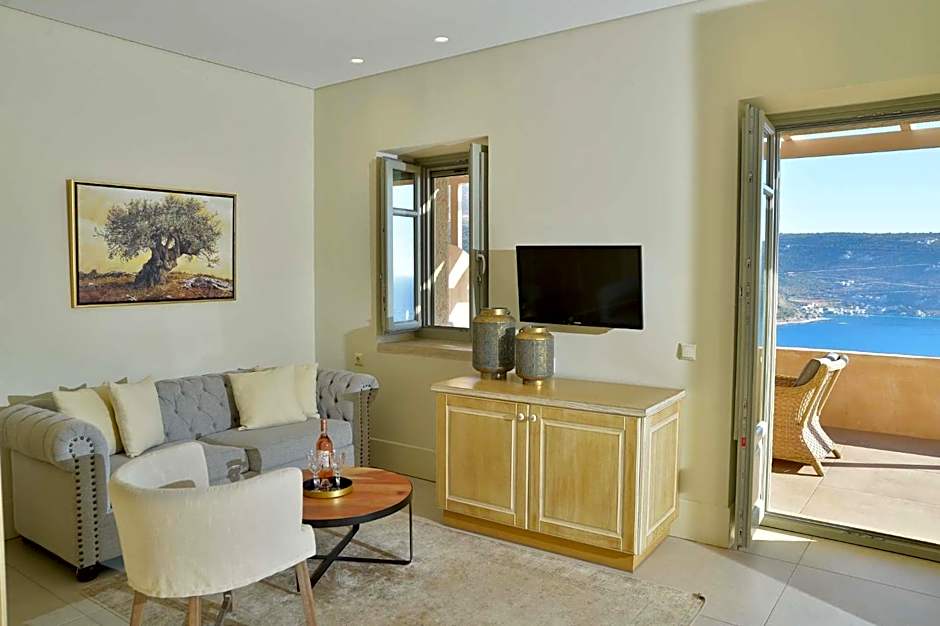 Akrolithi Boutique Hotel & Suites