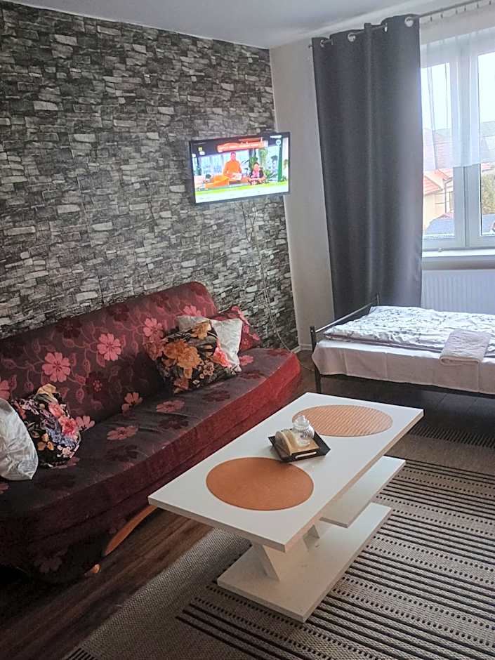 Motelik White House - pokoje gościnne