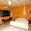 Holiday Phangan - Hostel & Bar