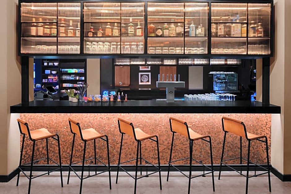 Moxy Houston Downtown