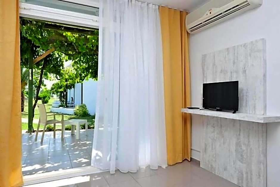 Afytos Akcay Tatil Koyu