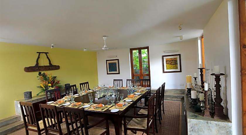 Saffron & Blue Villa