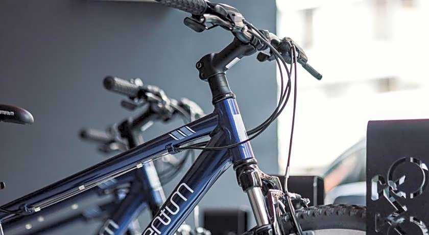 OLAH Poshtel Taichung Station