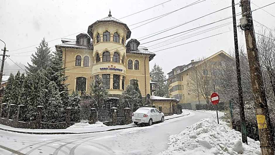 Casa Dunarea by Genco