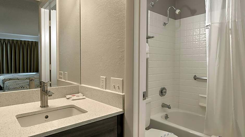 Studio 6 Grand Junction, CO