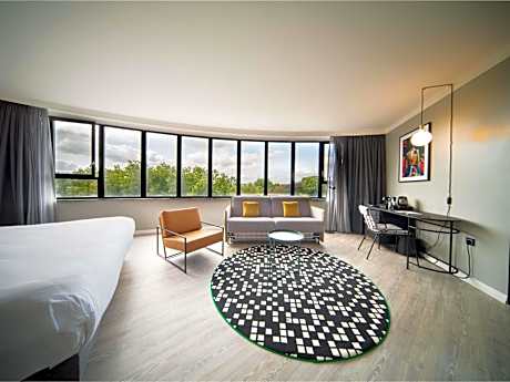 Junior Suite with King Bed and Sofa Bed