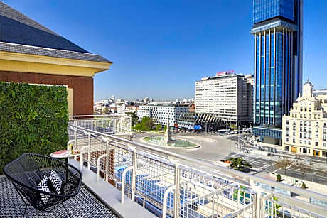 NH Collection Madrid Colón