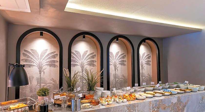 The New Hotel Zeybek