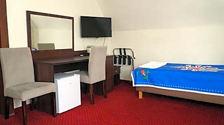 Twin Room with Mountain View