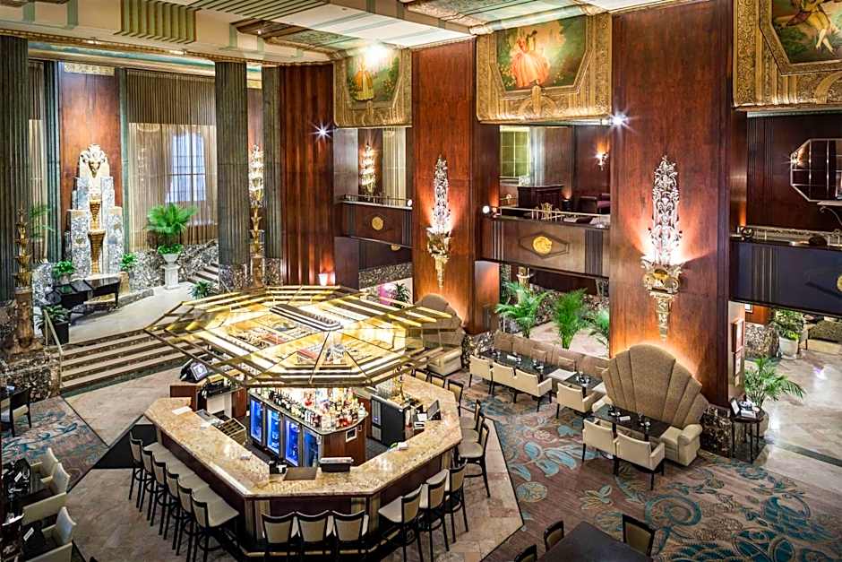 Hilton Cincinnati Netherland Plaza