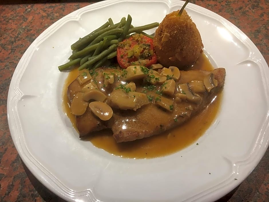 Logis Hôtel - Restaurant Aux Bruyères
