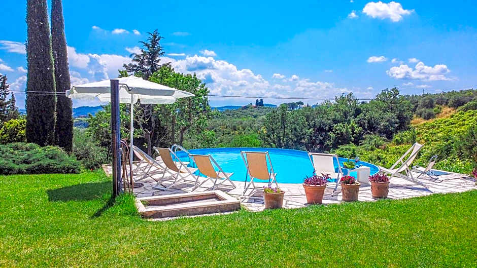 Appartamento con piscina GRAZIA a 10 minuti da FIRENZE, vista campagna