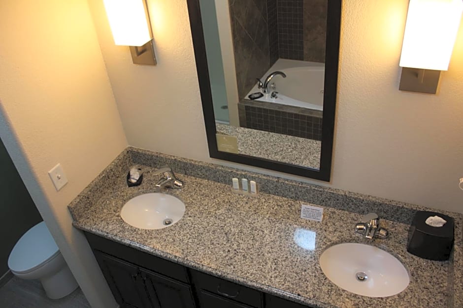 Sleep Inn & Suites Garden City