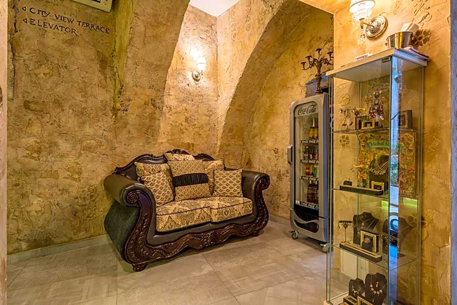 Plaza Marchi Old Town