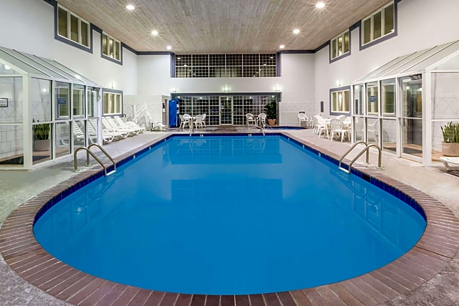 Baymont by Wyndham Des Moines Airport