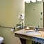 Super 8 by Wyndham Vancouver East