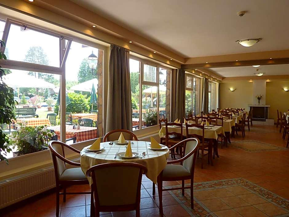 Zsanett Hotel