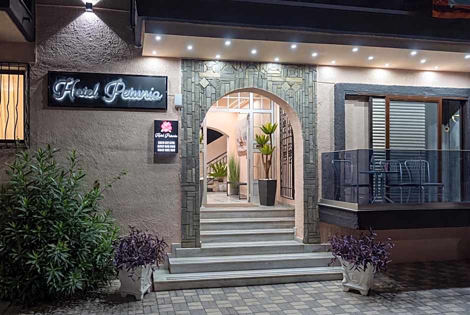Hotel Petunia