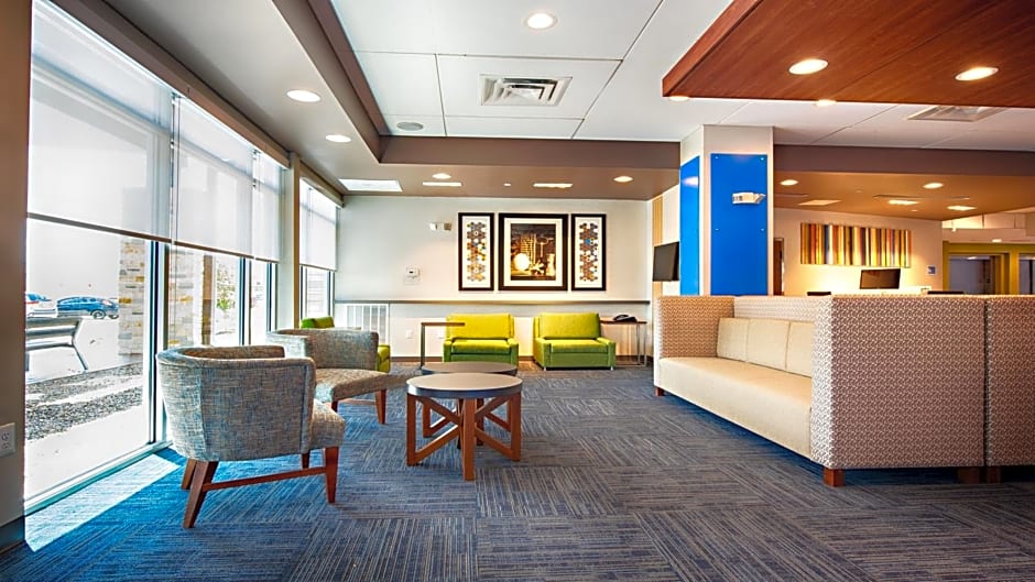 Holiday Inn Express & Suites Houston SW - Sharpstown By IHG