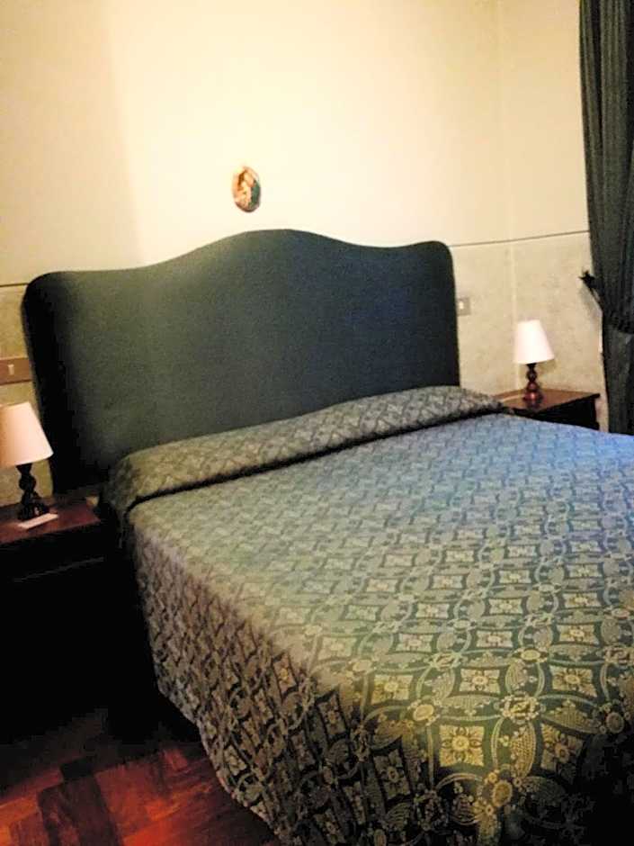 Anne & Mary B&B – Rome