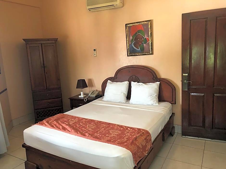 Hotel Discovery