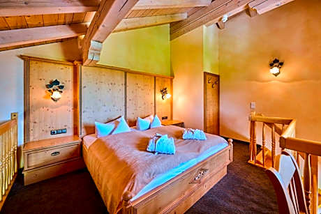 Junior Suite with Balcony (no pets allowed)