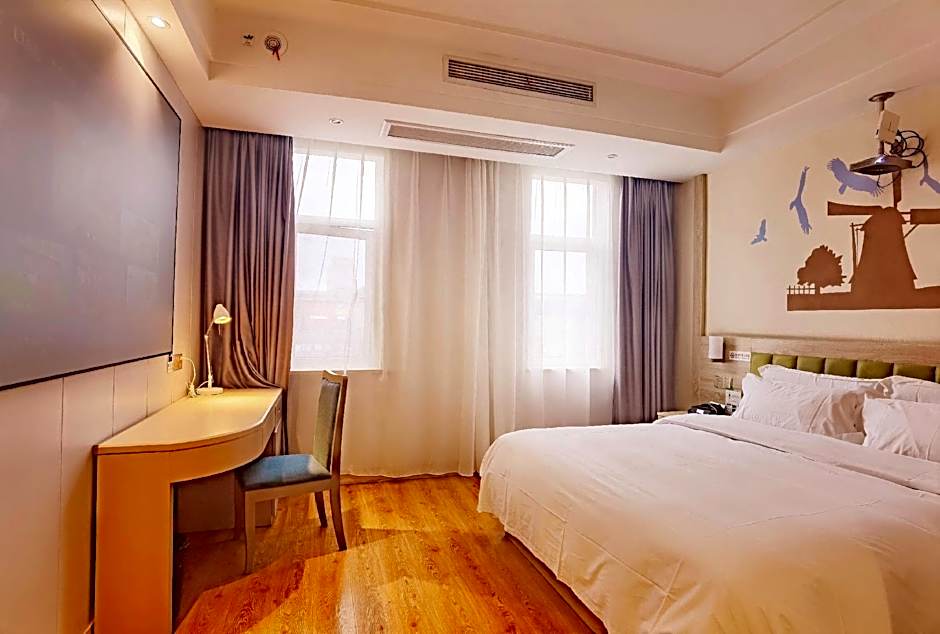 Ibis Styles Nantong Development Zone Shimao Plaza