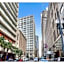 Amazing Condos Beautiful View 2 Blocks To French Quarter, Small Rooftop Pool, Gym, Seanger Theater, Super Dome, And Bourbon St