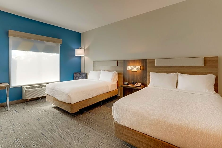 Holiday Inn Express Leland - Wilmington Area