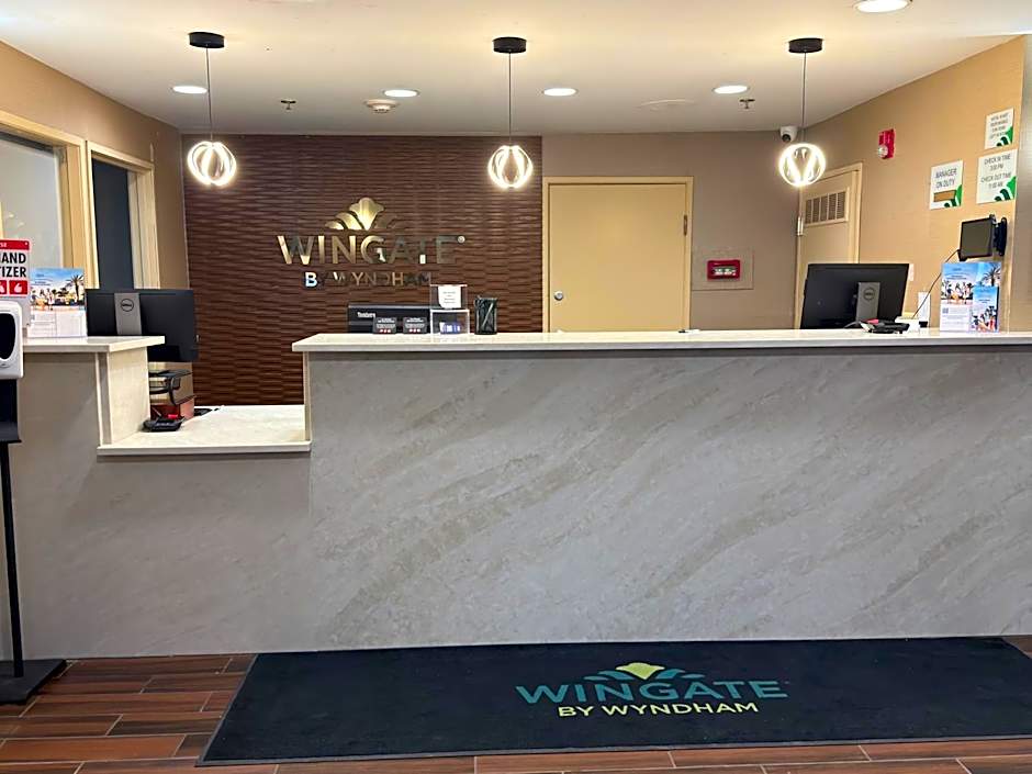 Wingate by Wyndham Utica