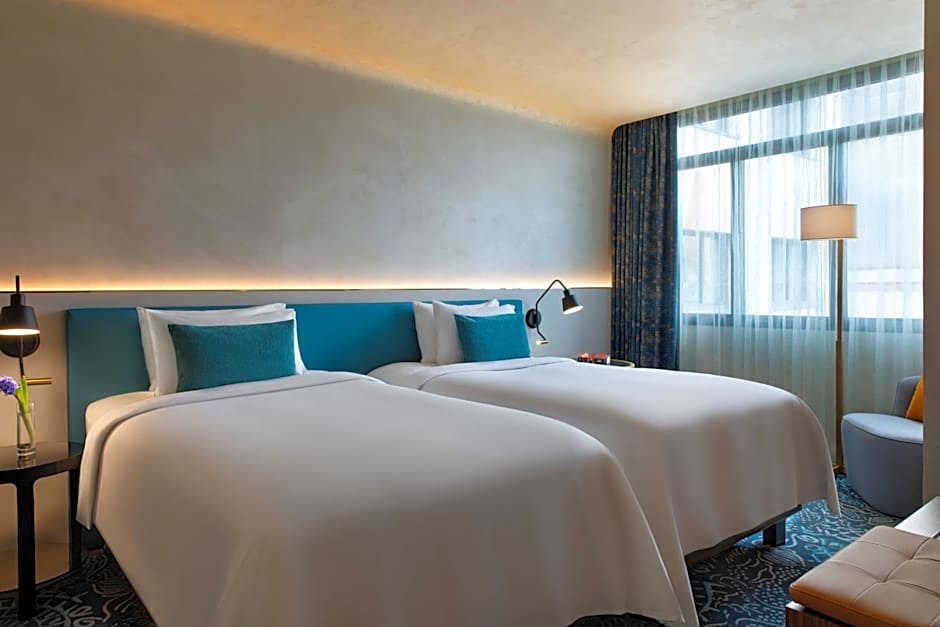 Renaissance by Marriott Barcelona Hotel