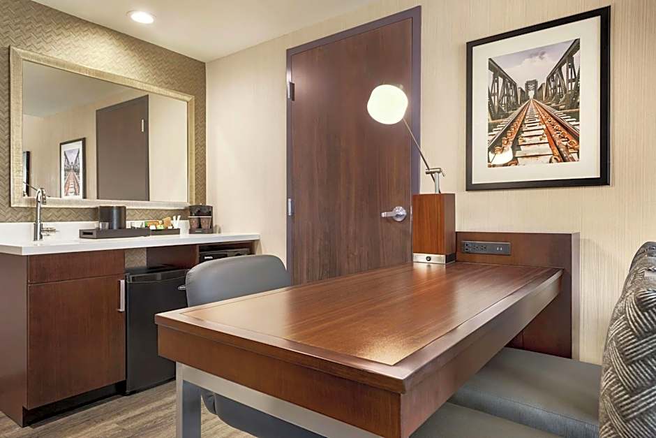 Embassy Suites by Hilton Noblesville Indianapolis Conference Center