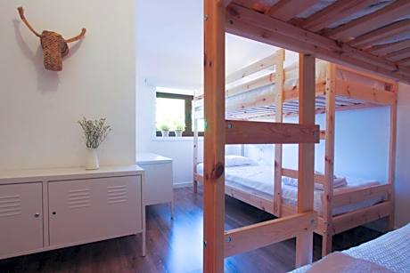 Quadruple Room with Private Bathroom