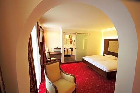 Junior Suite with Balcony - Main Building