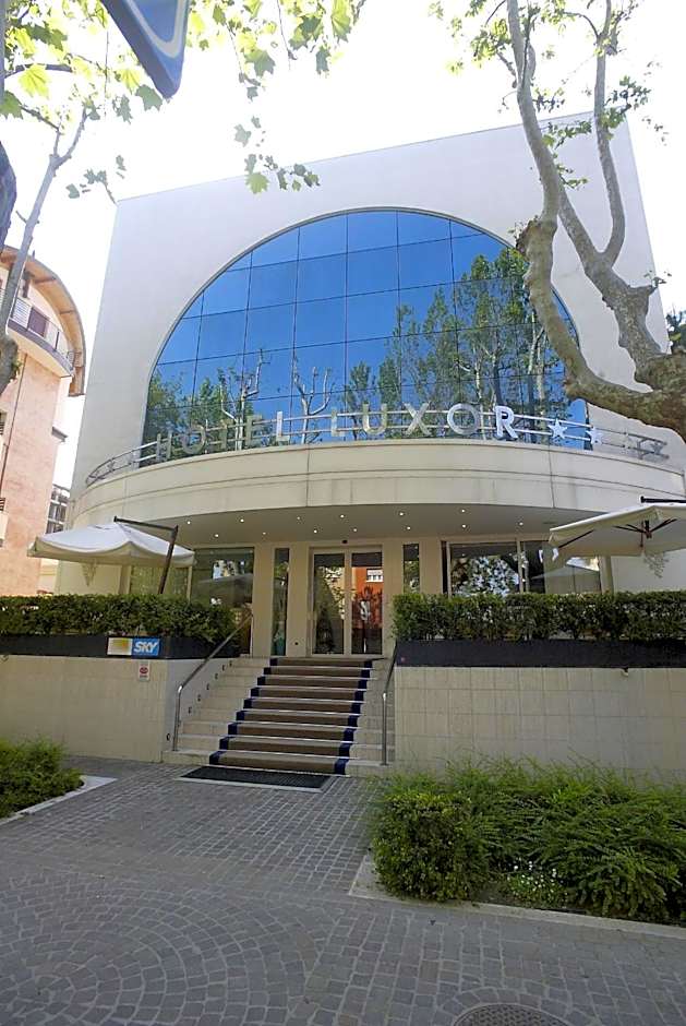 Hotel Luxor