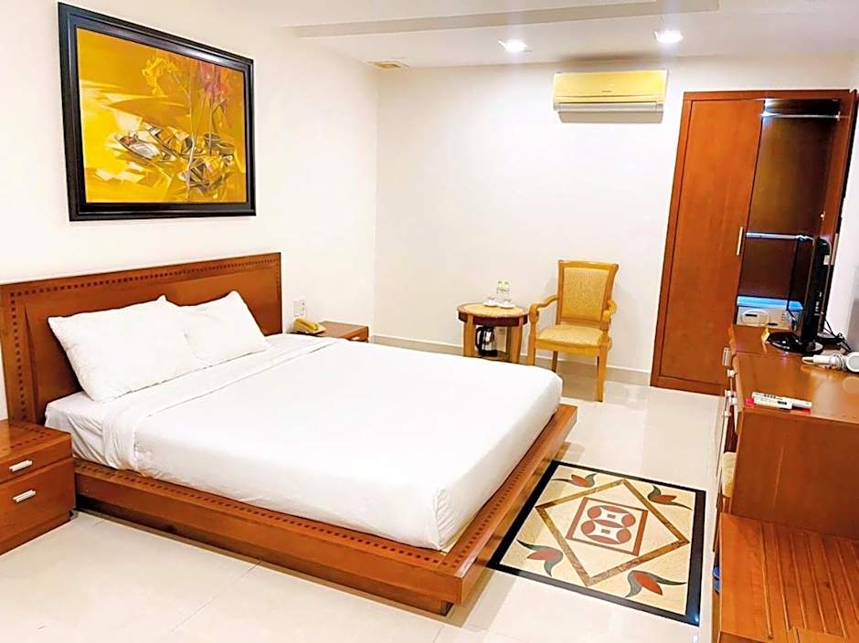 Tan Hoang Long Hotel – Ho Chi Minh City, 