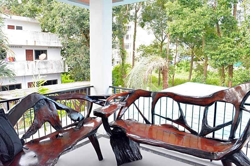 krabi lighthouse @ aonang