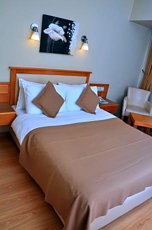 Deluxe Double Room with Sea View