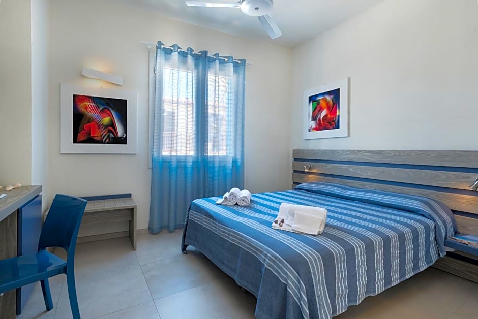 Reef And Dream – San Vito Lo Capo, CA