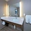 La Quinta Inn & Suites by Wyndham Santa Cruz