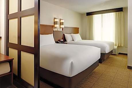 Queen Room with Two Queen Beds and Sofa Bed